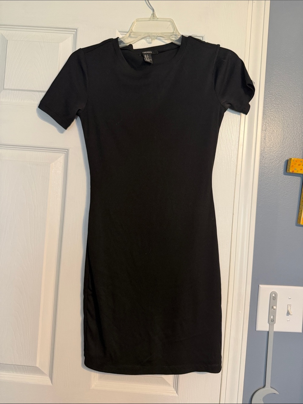Forever 21 Black Short-Sleeve Mini Bodycon Dress
